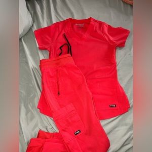 Grays Anatomy Scrub Set